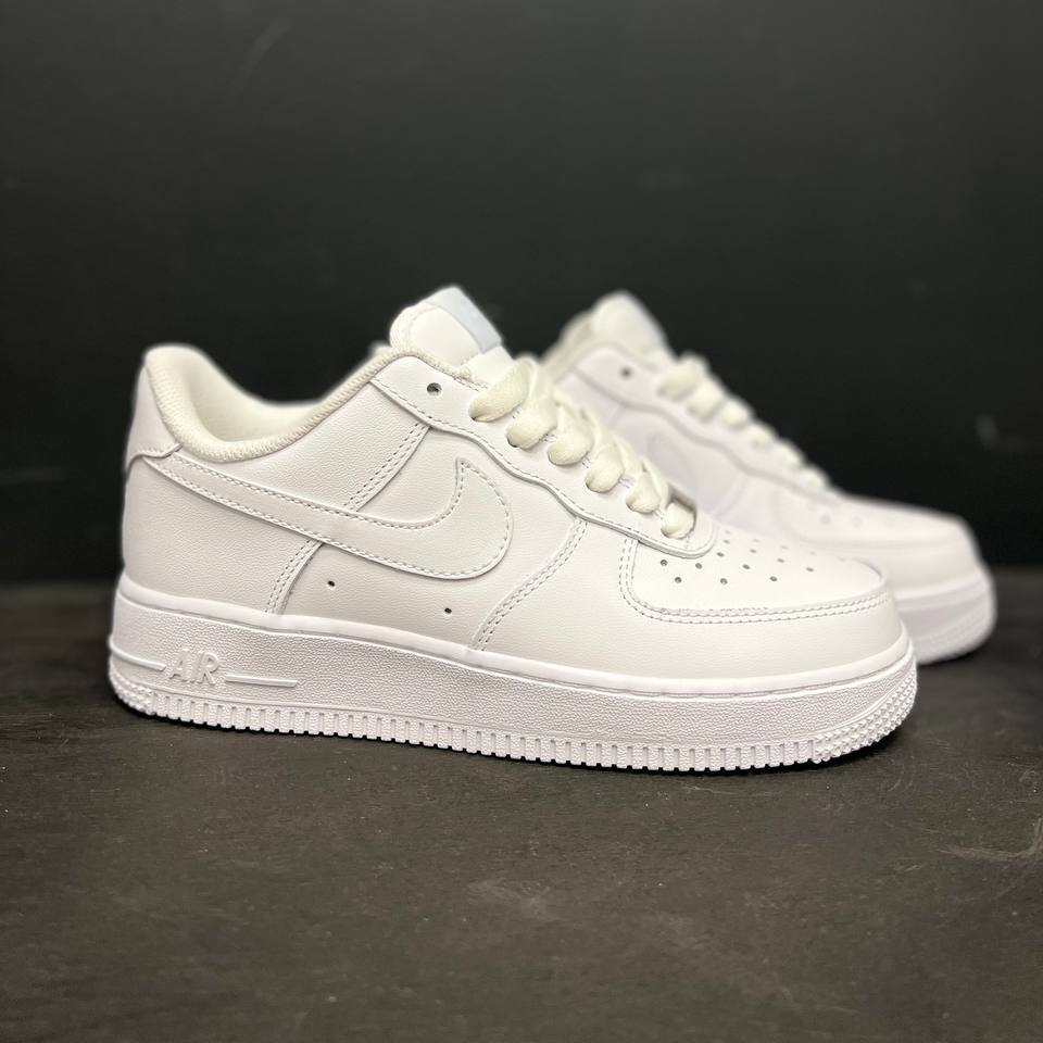 Купить Nike Air Force 1 Low ’07 White 2